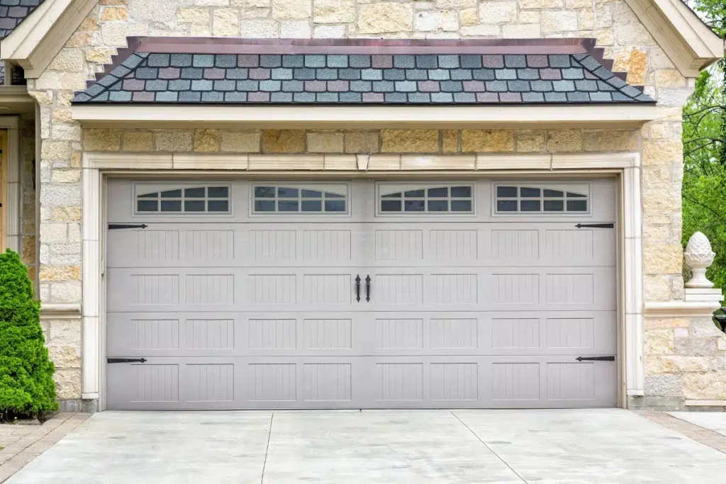 How to Tell If Garage Door Is Hurricane Rated